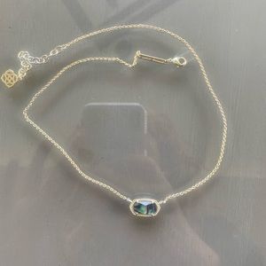 Kendra Scott necklace